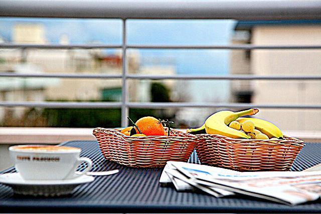 Residence Ilario Suite Hotel Riccione Oda fotoğraf
