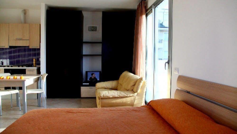 Residence Ilario Suite Hotel Riccione Dış mekan fotoğraf